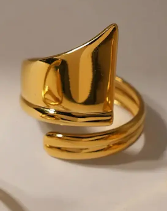 Golden Peak Ring - FY0014